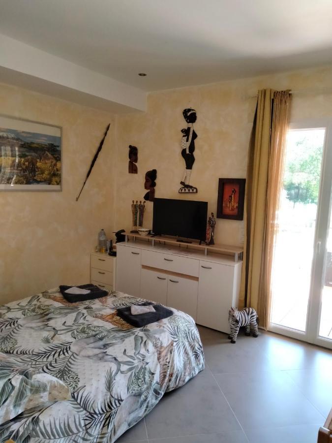 Villa Les Marmottes Le Luc Extérieur photo