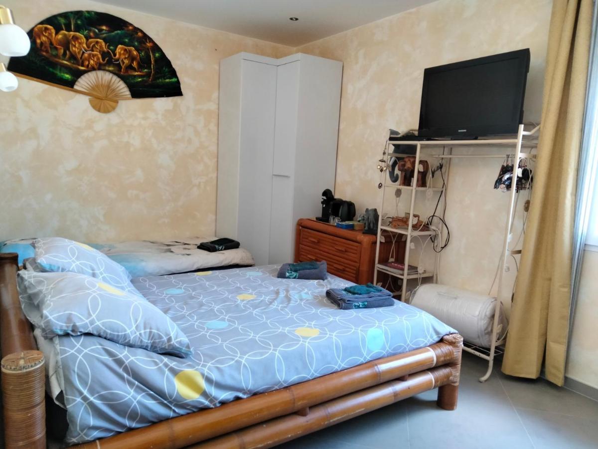 Villa Les Marmottes Le Luc Extérieur photo